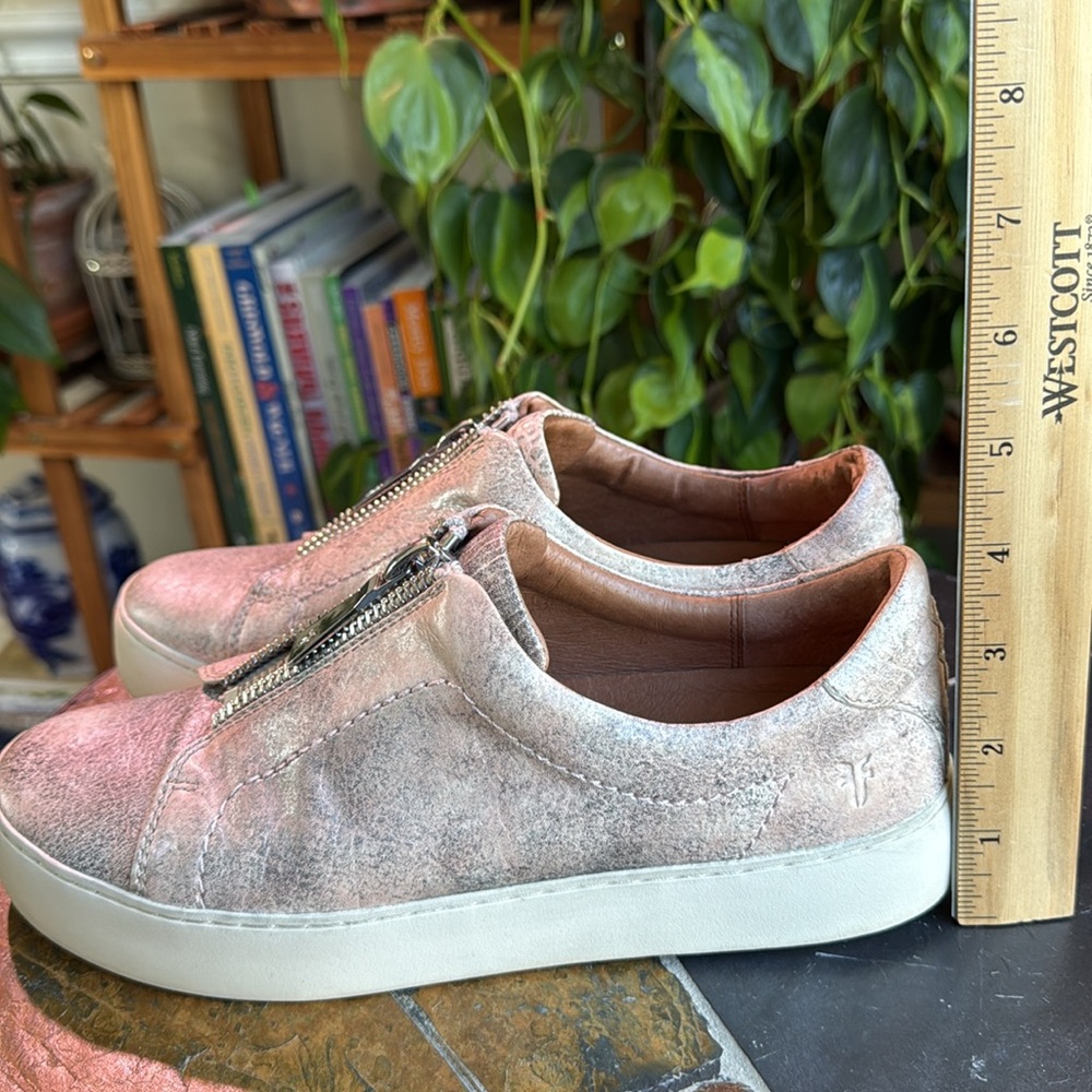 Frye Lena Metallic‎ Leather Zip Sneakers size 8 - Picture 12 of 12